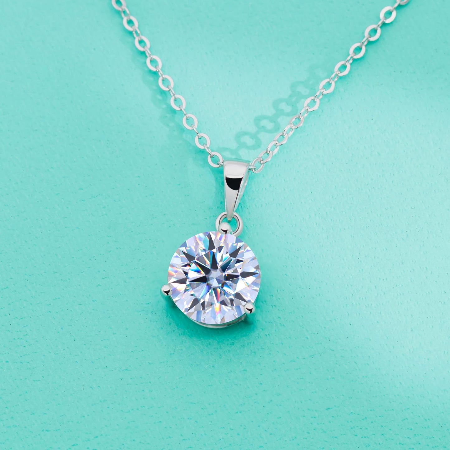 Round Cut Moissanite Necklaces With 925 Silver