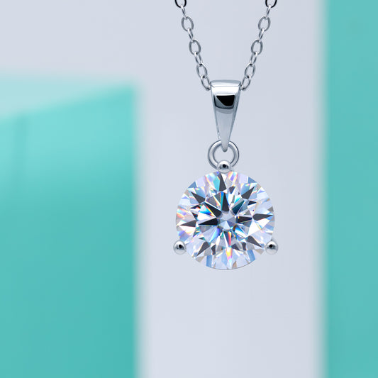 Round Cut Moissanite Necklaces With 925 Silver